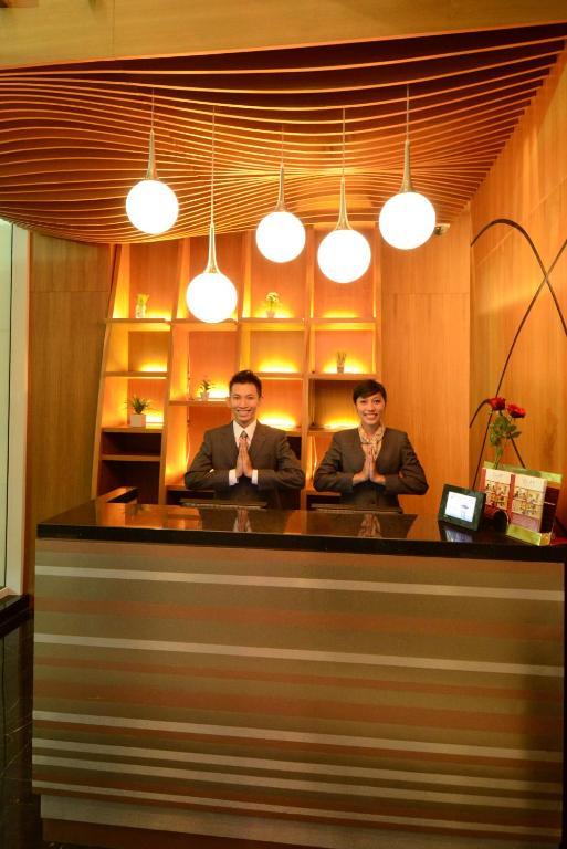 Clay Hotel Jakarta Exterior photo
